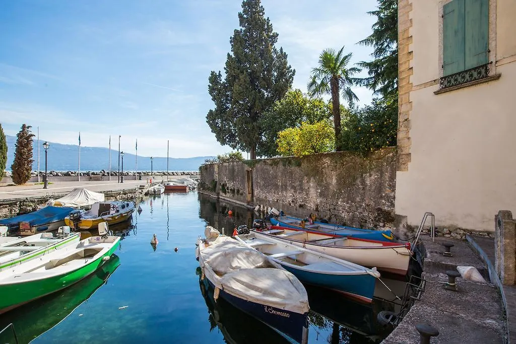 Le Camerine Apartment Water Front Toscolano Maderno