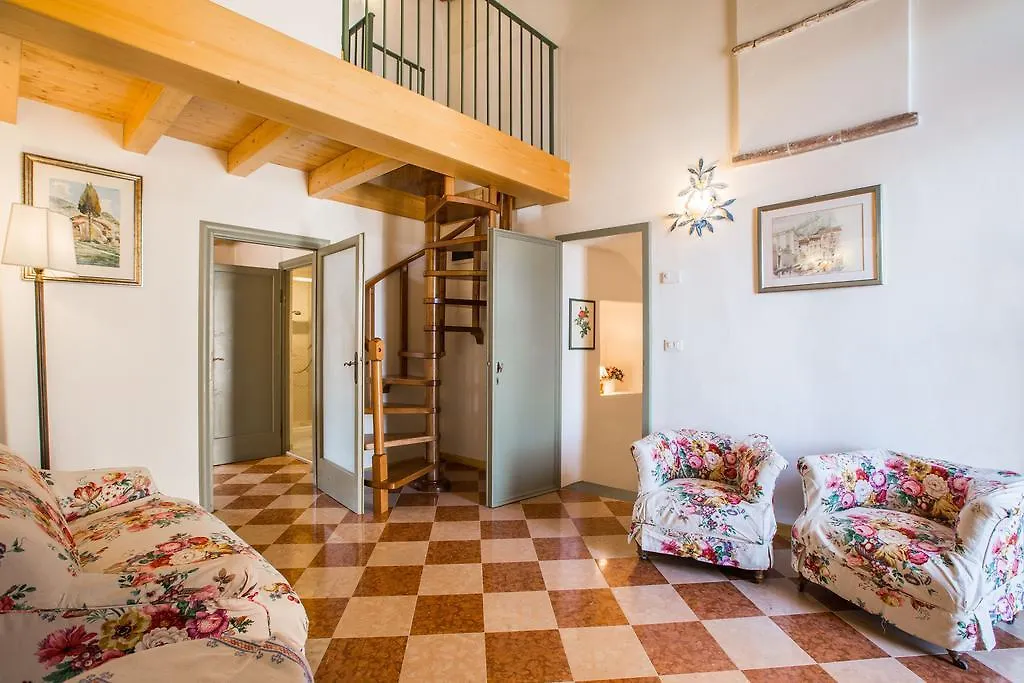 Le Camerine Apartment Water Front Toscolano Maderno