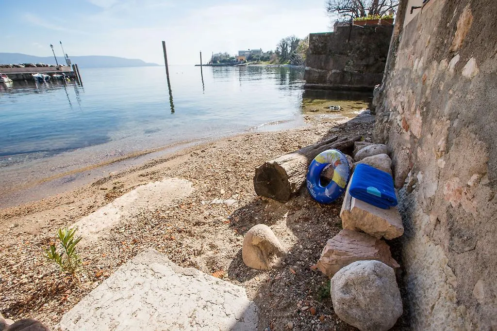 Le Camerine Apartment Water Front Toscolano Maderno