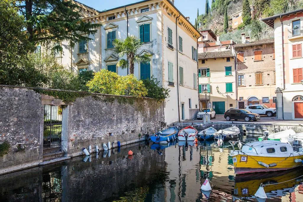 Le Camerine Apartment Water Front Toscolano Maderno